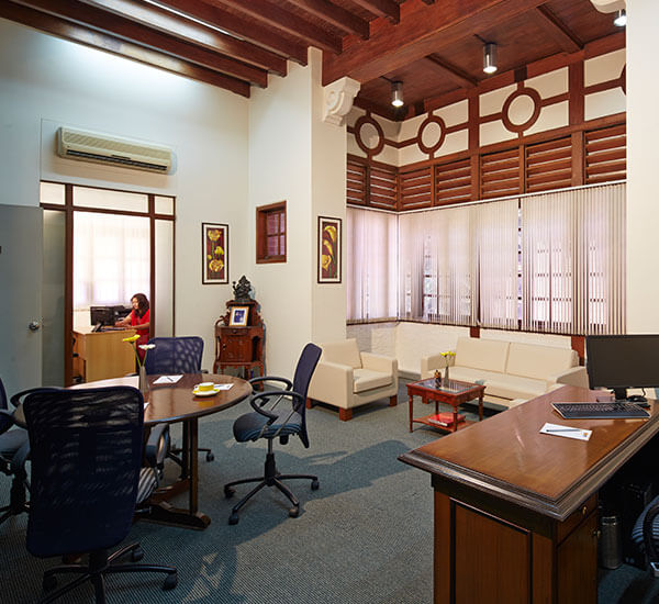 customized office 4